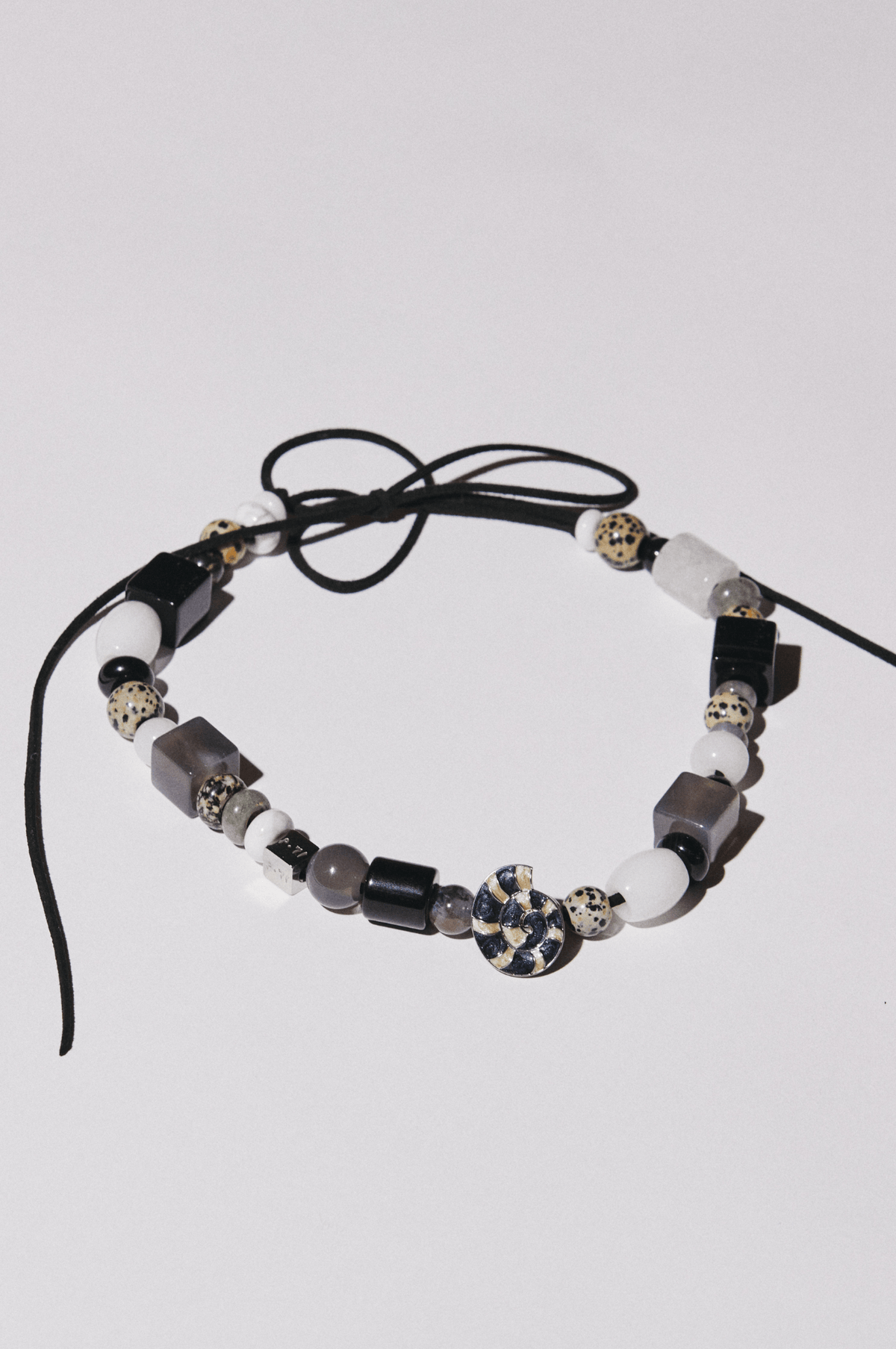 ISLAINE CHOKER NECKLACE - 1309 - MIRA Y MANO