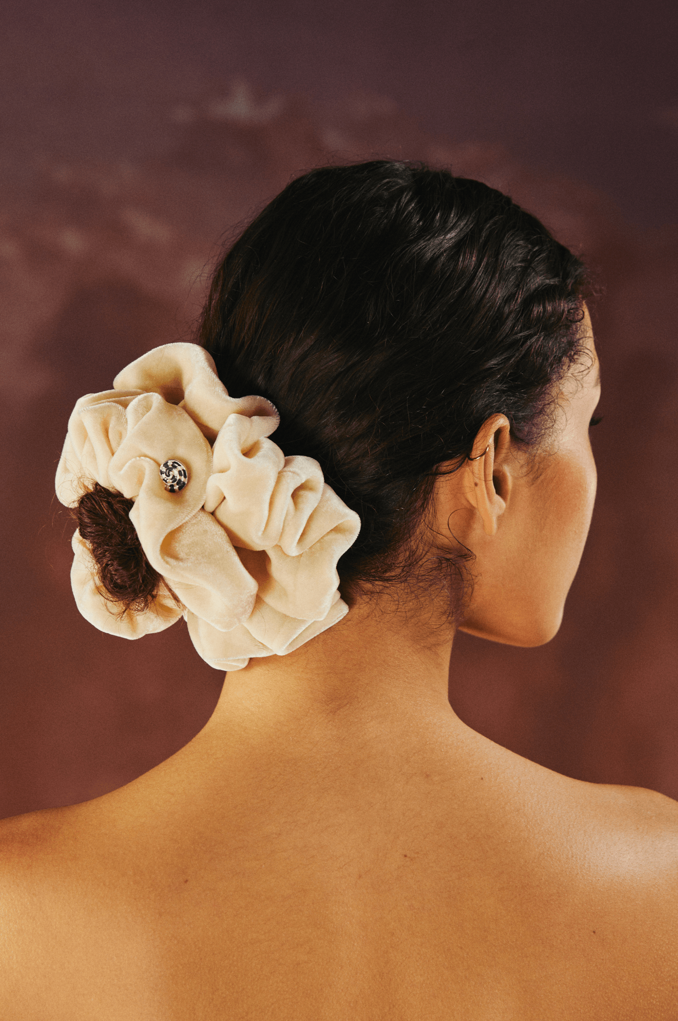 SCRUNCHIE CREAM - 1309 - MIRA Y MANO