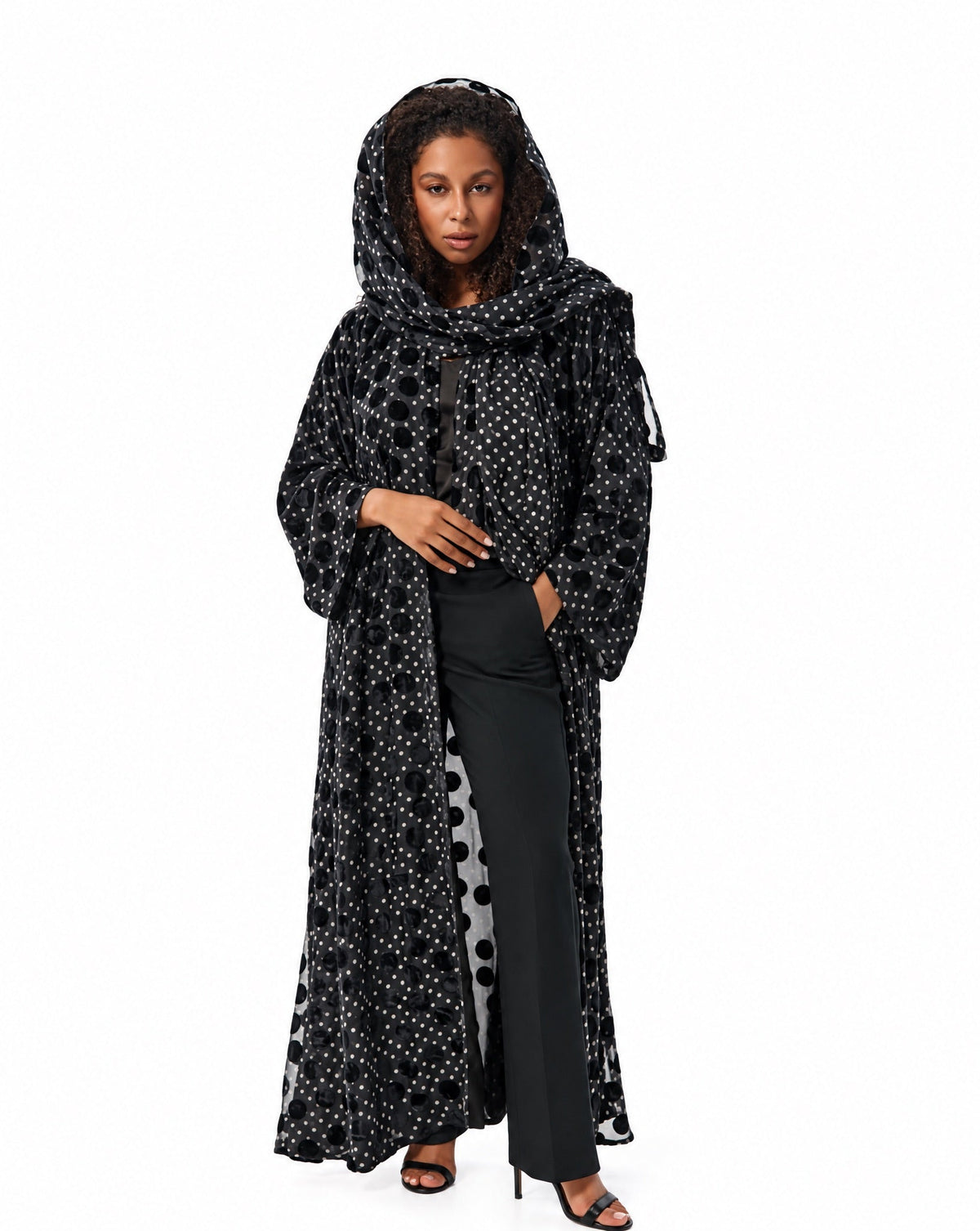 47RM0035 ABAYA SET - ACE DESIGNS - MIRA Y MANO