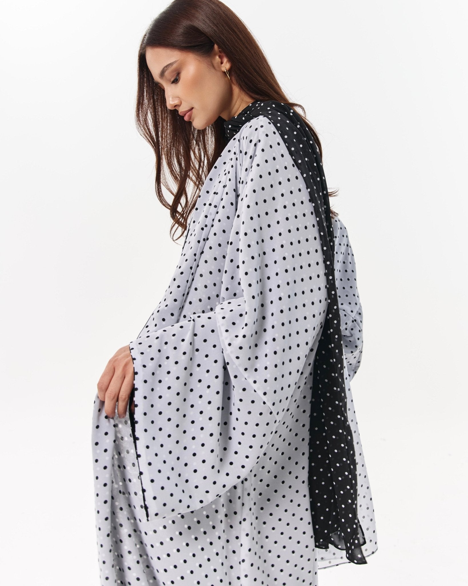 47RM036 ABAYA - ACE DESIGNS - MIRA Y MANO