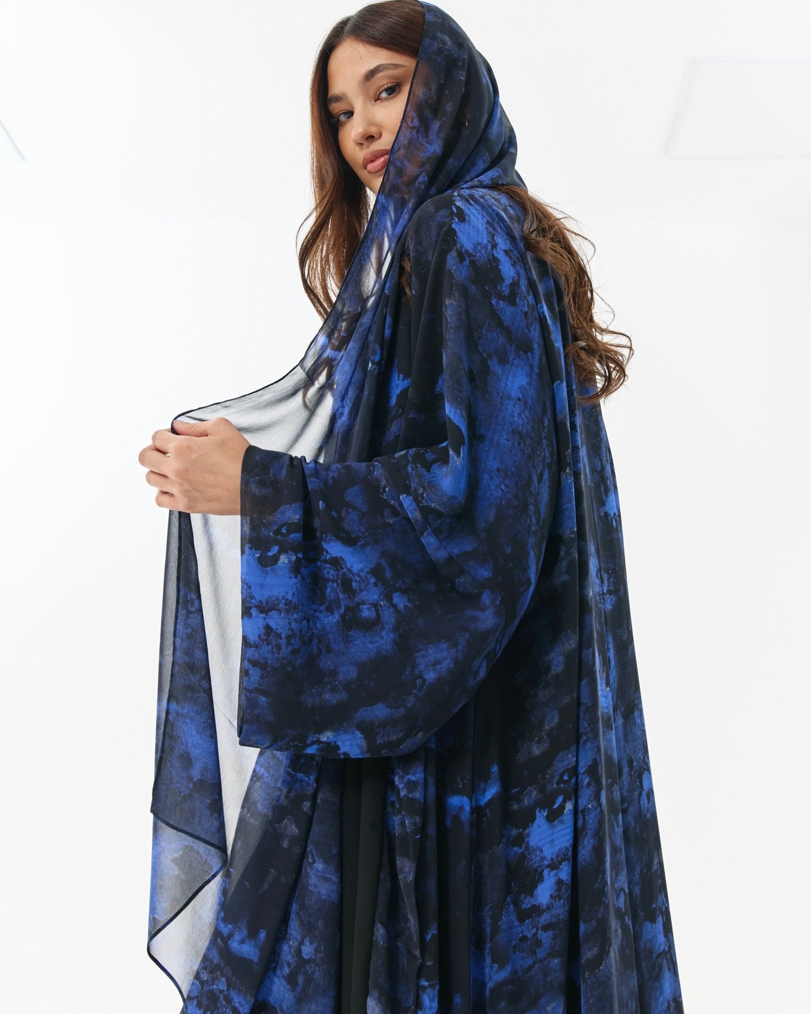 47RM053 ABAYA - ACE DESIGNS - MIRA Y MANO