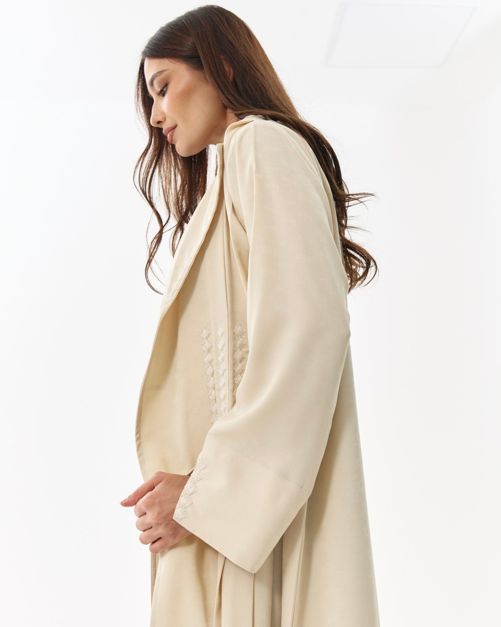 47RM055 ABAYA - ACE DESIGNS - MIRA Y MANO