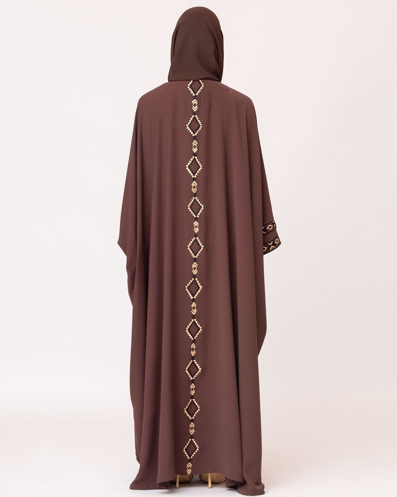 DAA26-19 ABAYA - ALDUKAN - MIRA Y MANO