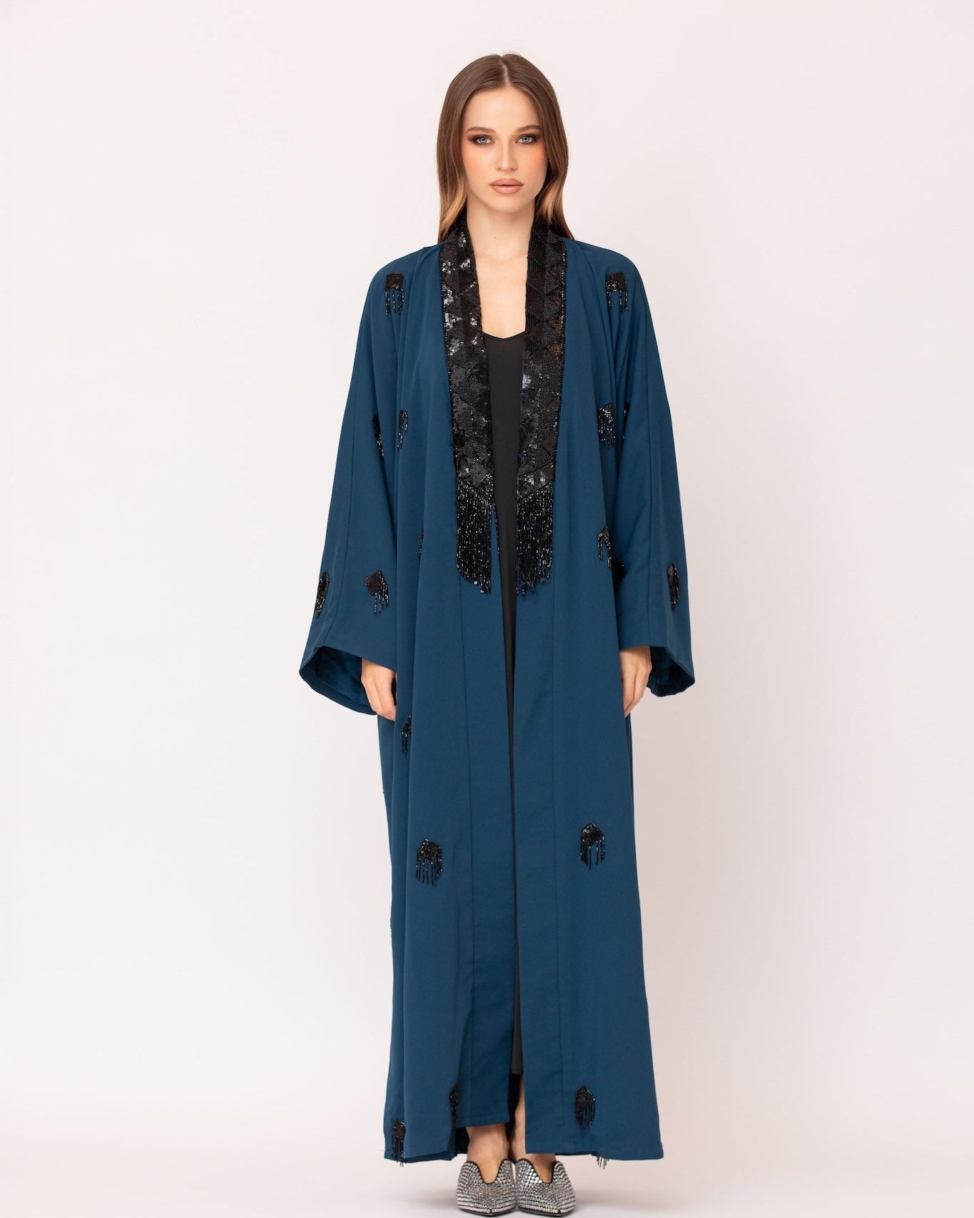 DAA26-72 ABAYA - ALDUKAN - MIRA Y MANO