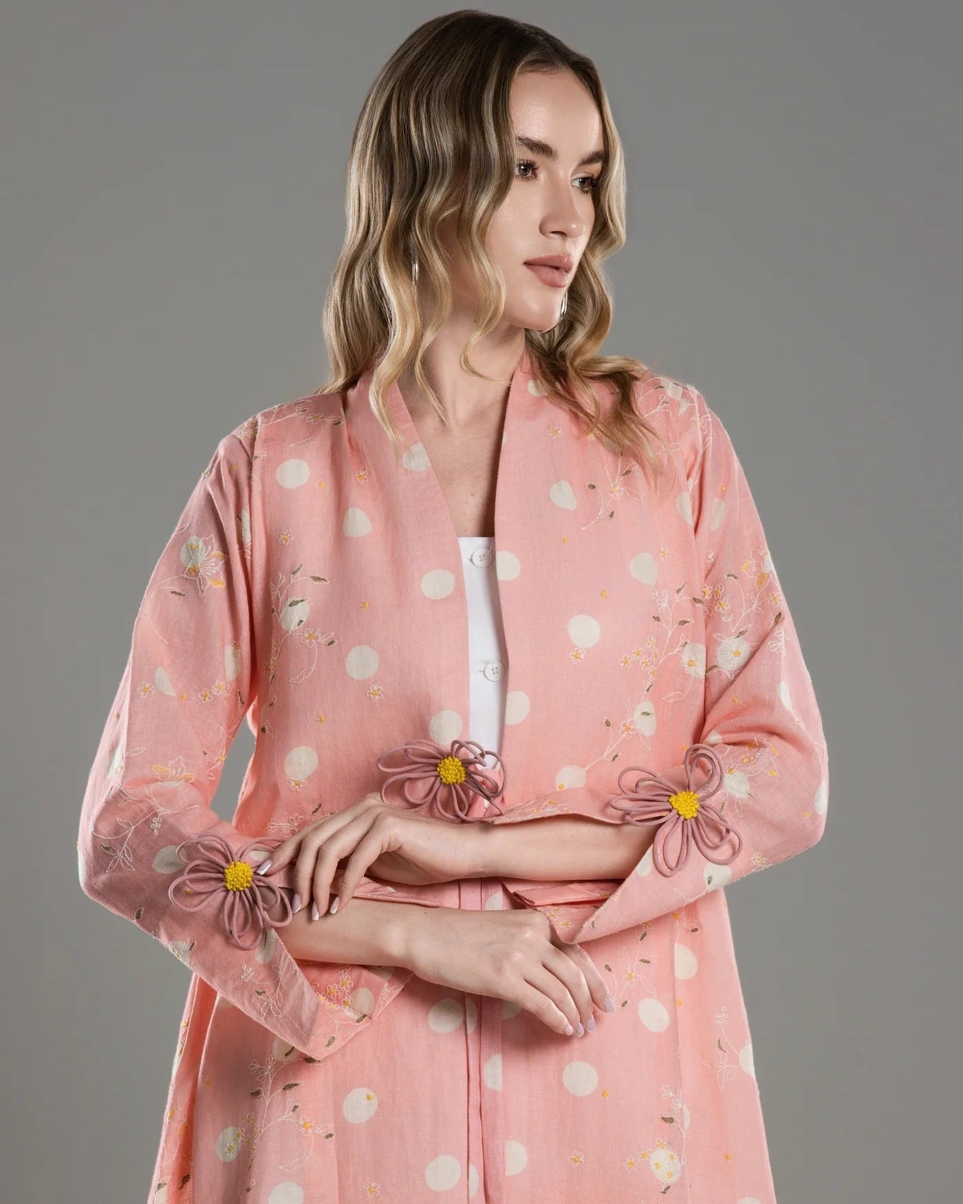DSC26-004 – Pink Linen Abaya - ALDUKAN - MIRA Y MANO