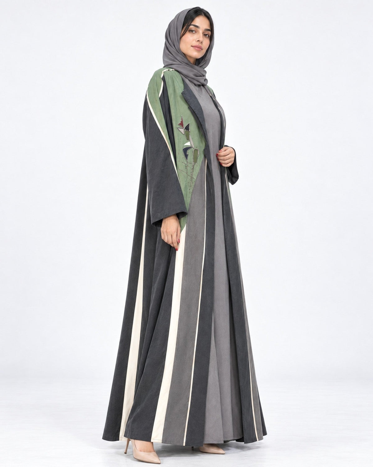 GRN-SAFIYA - Green Washed Silk Abaya Set - AMBER FEROZ - MIRA Y MANO