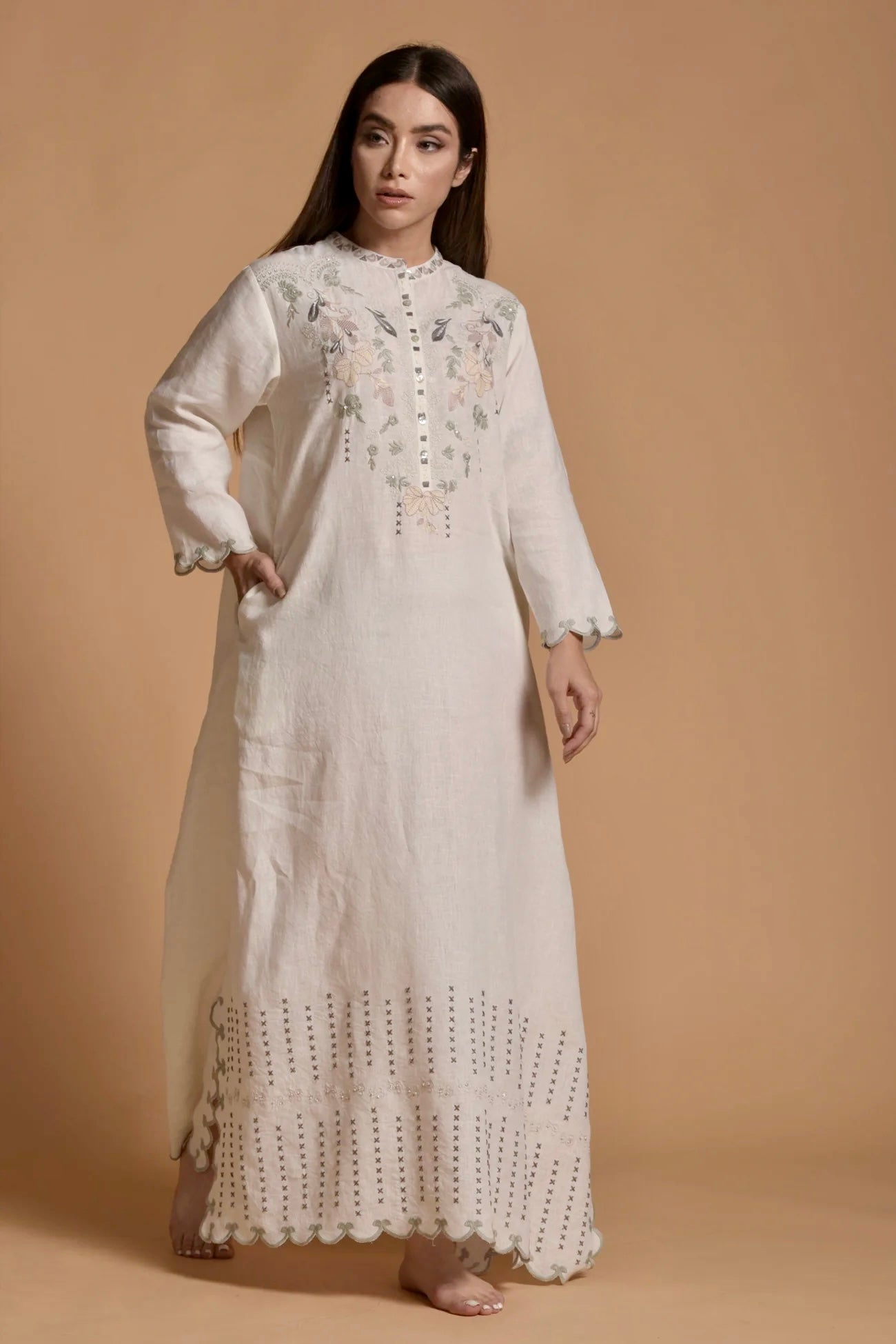 ASHIA JALABIYA - AMORE MIO BY HITU - MIRA Y MANO