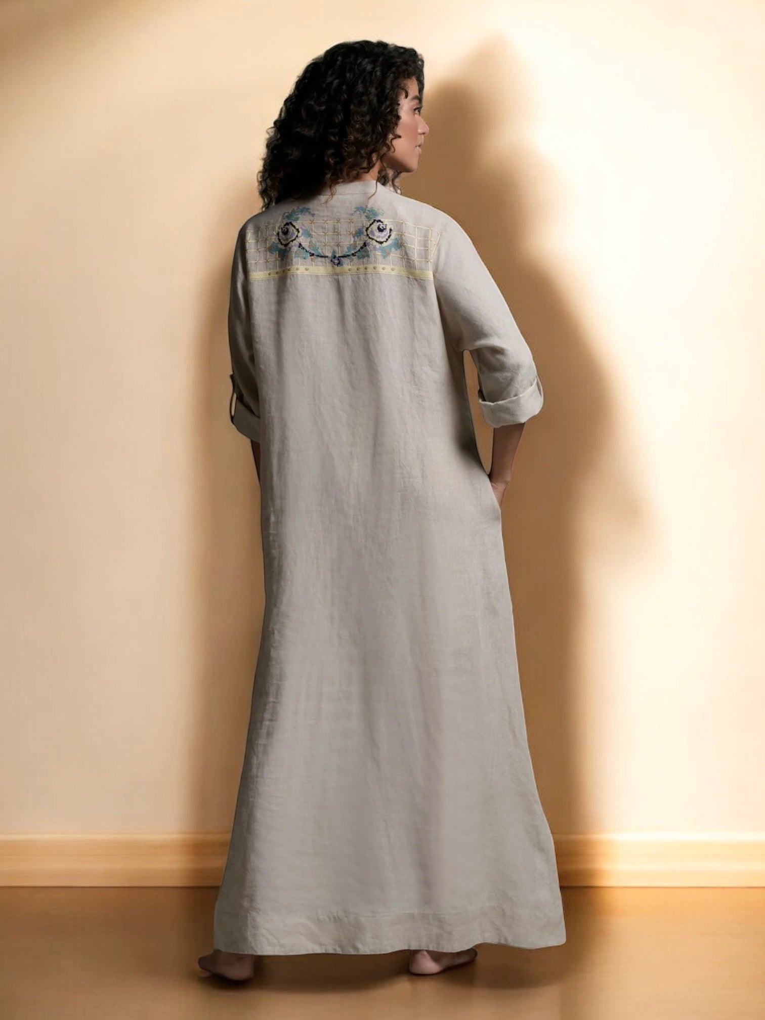 SHAZANA JALABIYA - AMORE MIO BY HITU - MIRA Y MANO