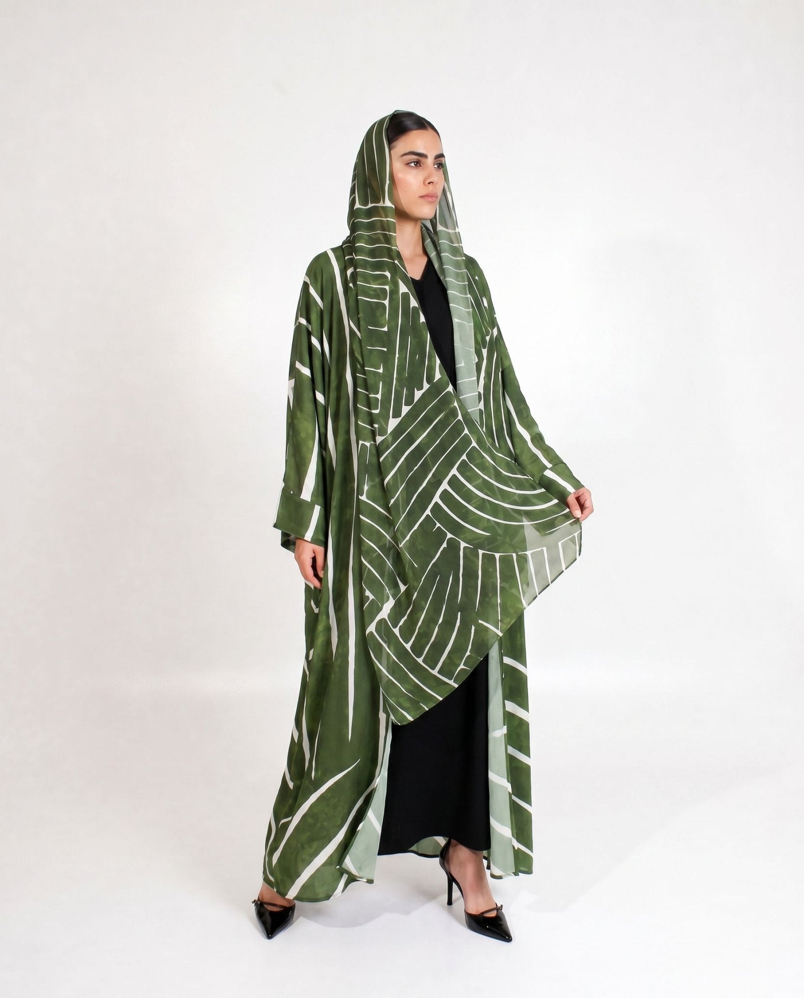 CHIFFON GRASS PRINT ABAYA - ASDAF LINE - MIRA Y MANO