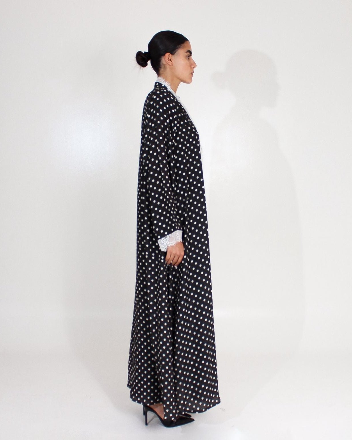 POLKA DOT PRINT ABAYA - ASDAF LINE - MIRA Y MANO