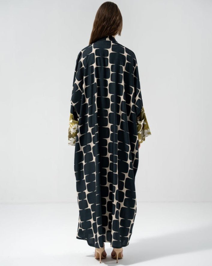SAHARA 4 - Printed Crepe Abaya - ASDAF LINE - MIRA Y MANO