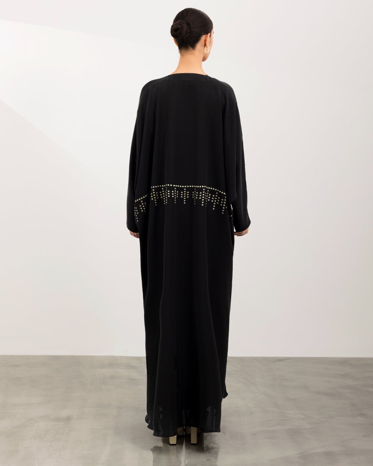 A26-11 ABAYA - ASL - MIRA Y MANO