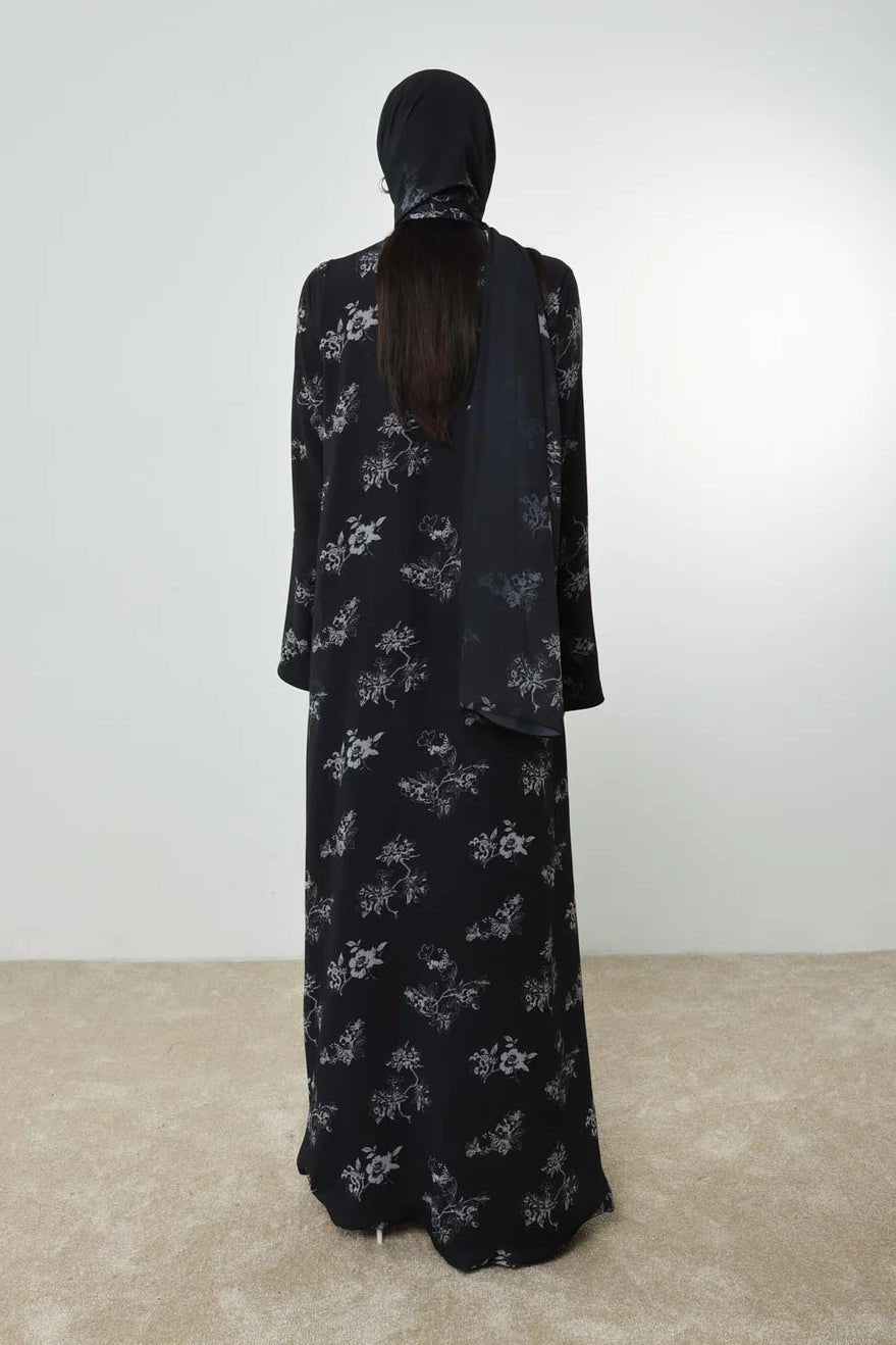 LILIUM ABAYA - BY NOUF - MIRA Y MANO