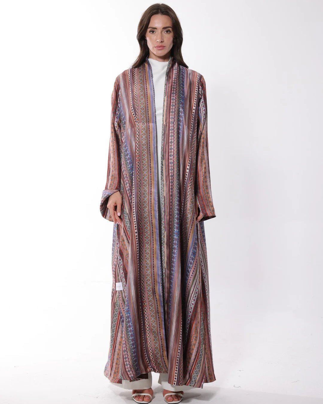 NAELLE ABAYA - BY NOUF - MIRA Y MANO