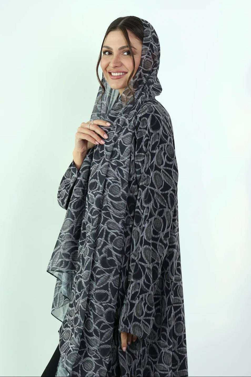 ORABELLA ABAYA - BY NOUF - MIRA Y MANO