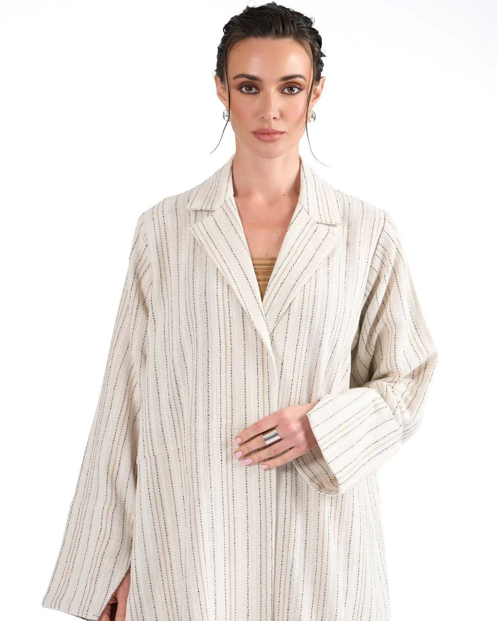 VELIA ABAYA - BY NOUF - MIRA Y MANO