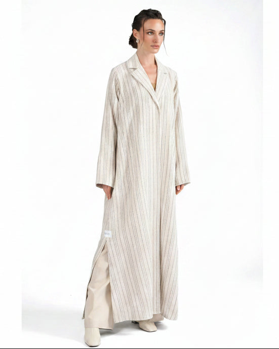 VELIA ABAYA - BY NOUF - MIRA Y MANO