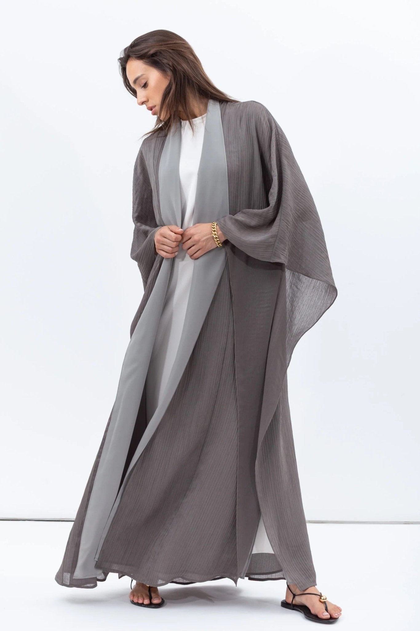 AB - FL - 2LYR - OLVGRN ABAYA - CHIKA - MIRA Y MANO
