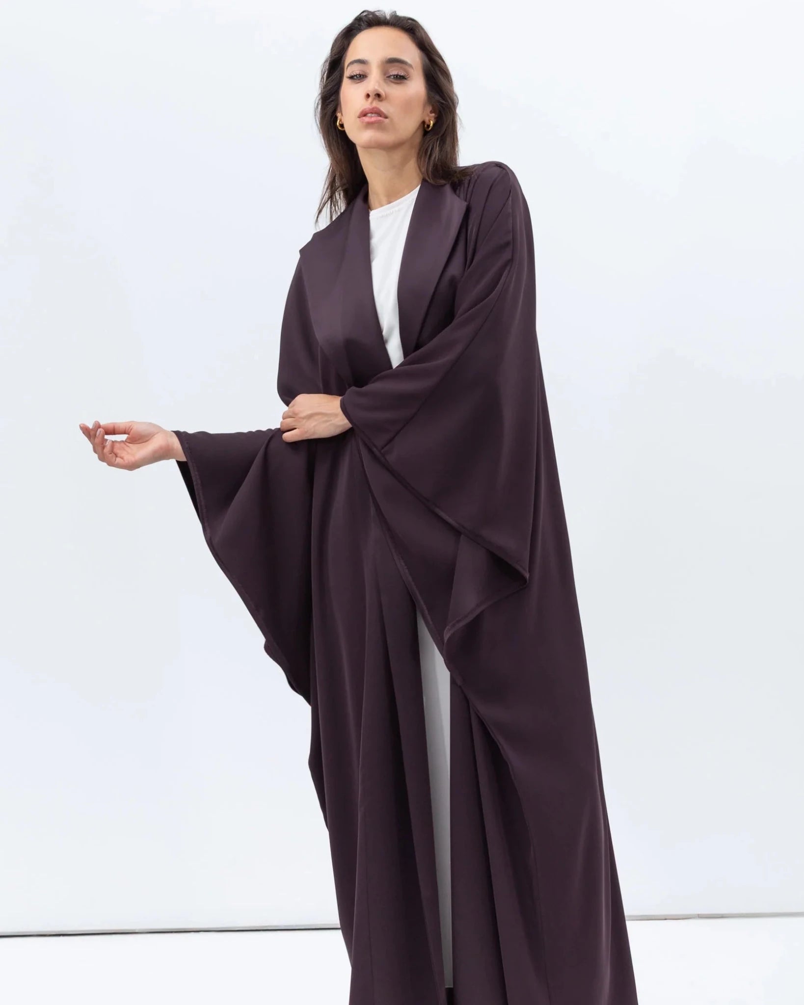 AB-FL-SL-DP ABAYA - CHIKA - MIRA Y MANO