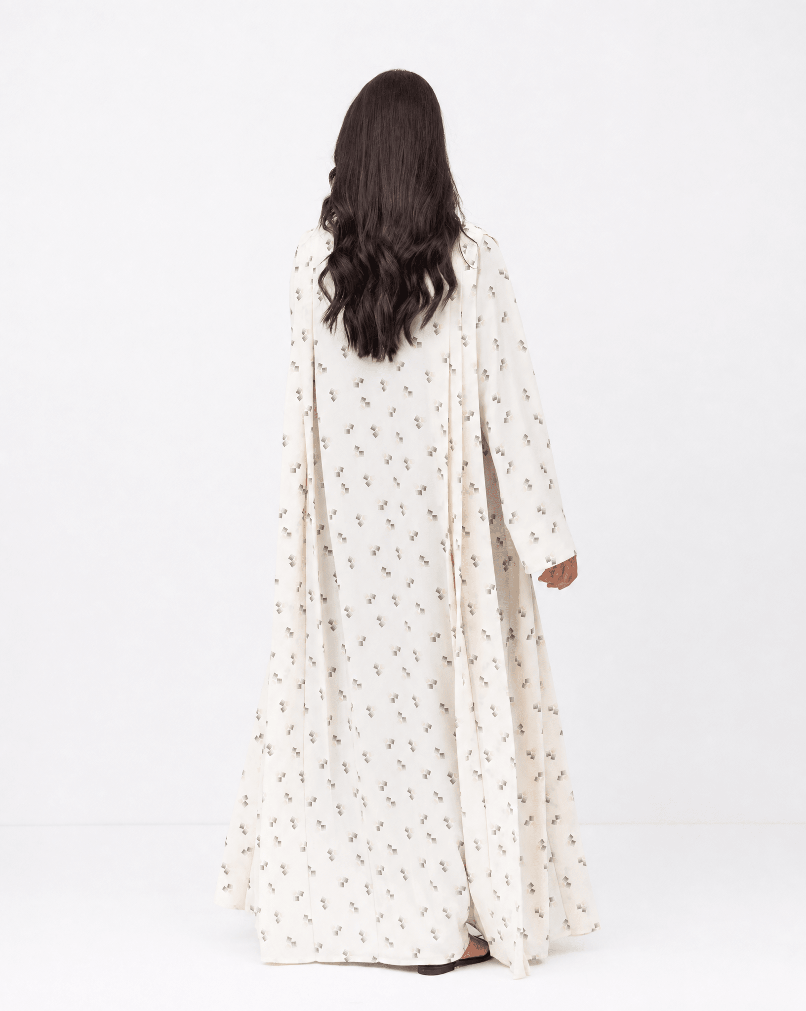 AB - LOO - PR - OF ABAYA - CHIKA - MIRA Y MANO