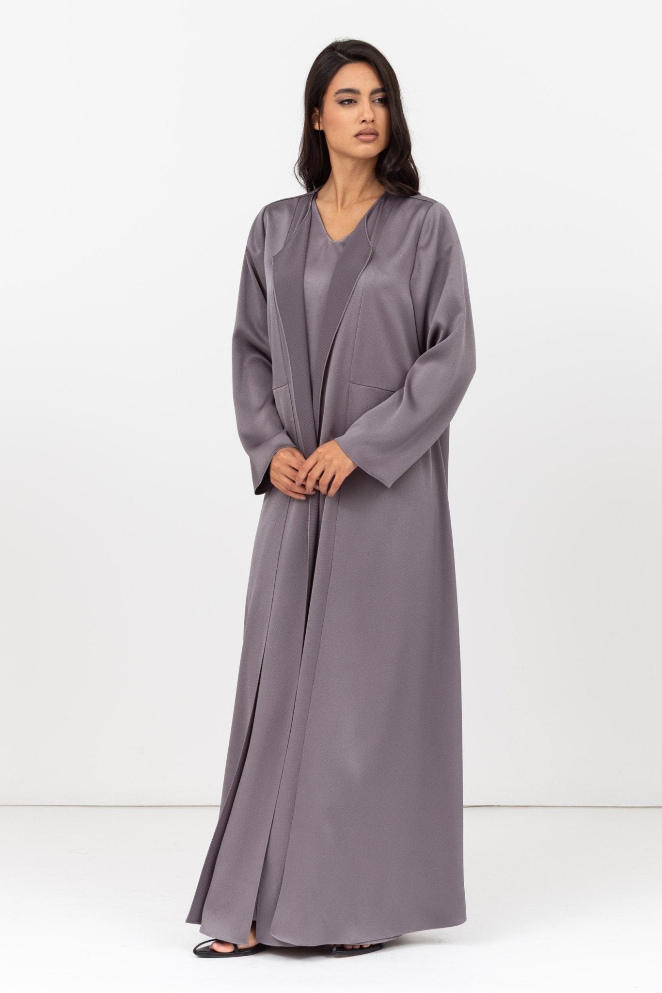 AB - PO - LAY - GRY ABAYA - CHIKA - MIRA Y MANO