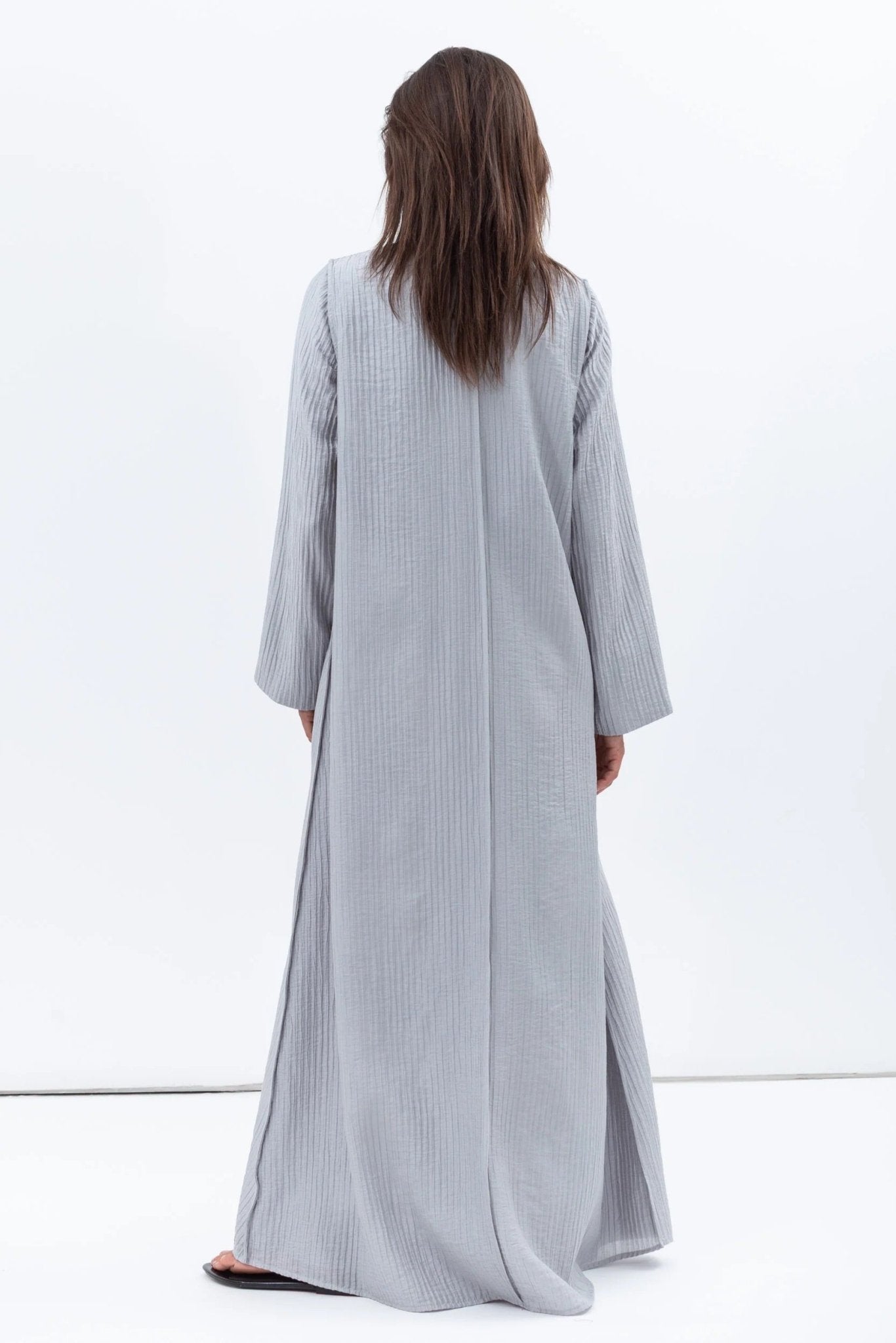 AB - SHL - GRYBLU ABAYA - CHIKA - MIRA Y MANO