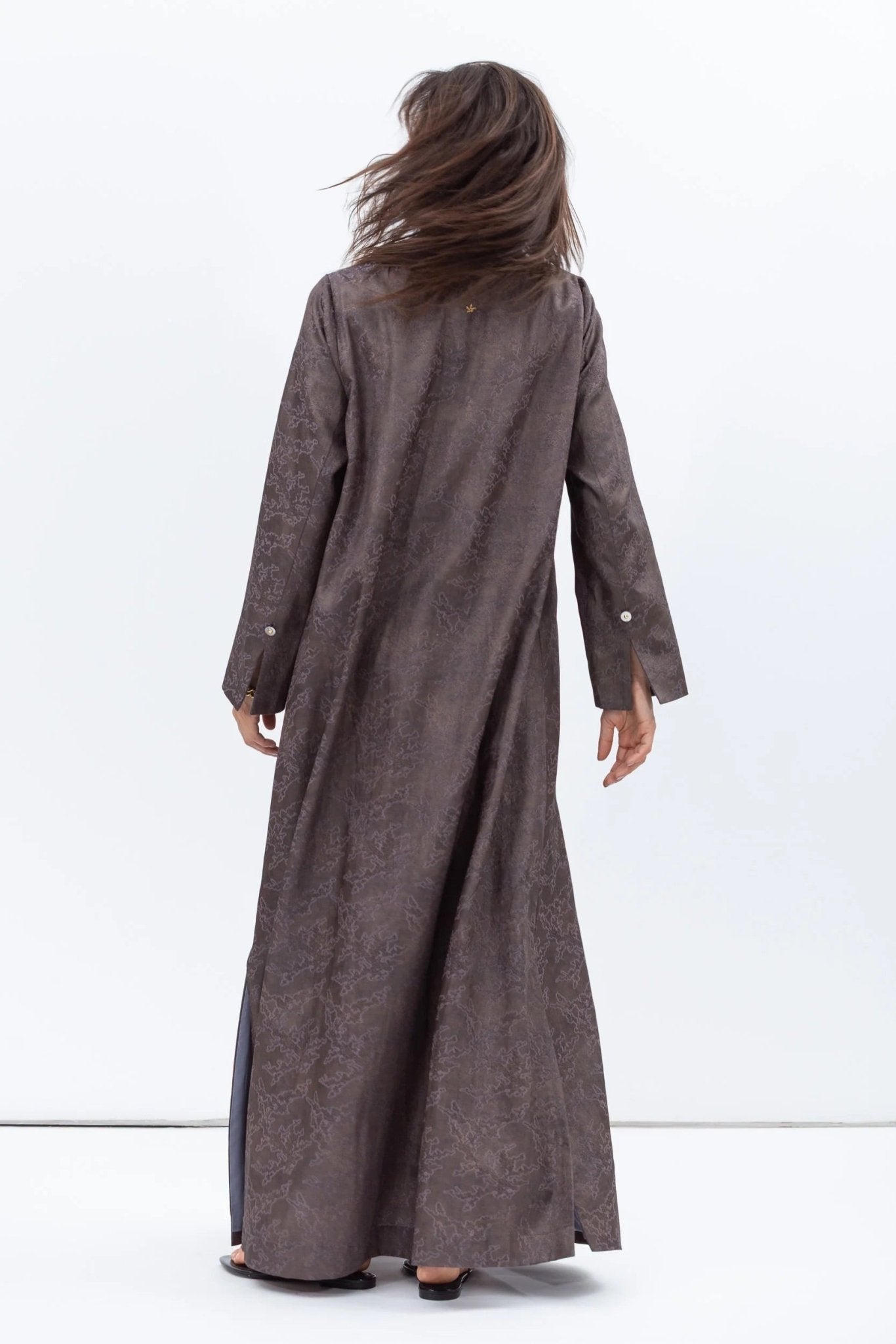 AB - TXTJAC - GRY ABAYA - CHIKA - MIRA Y MANO