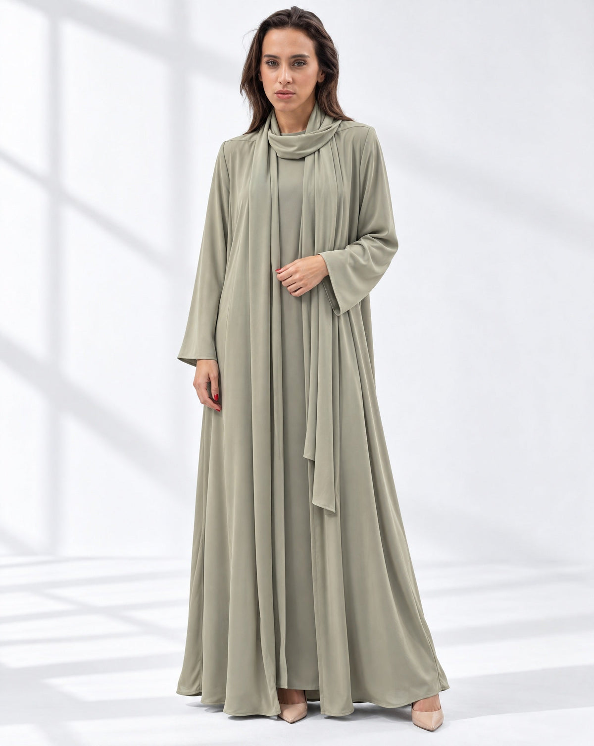 Fluid Shawl Lapel Abaya in Sage Green - CHIKA - MIRA Y MANO