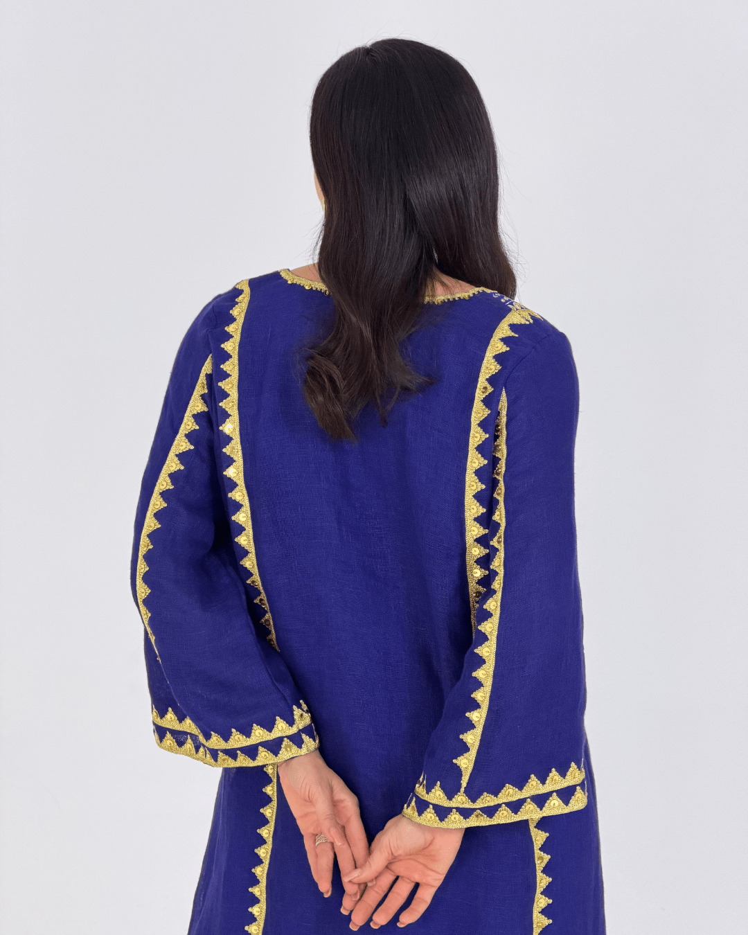 DM26 - R01 B KAFTAN - DAR ALMUZN - MIRA Y MANO