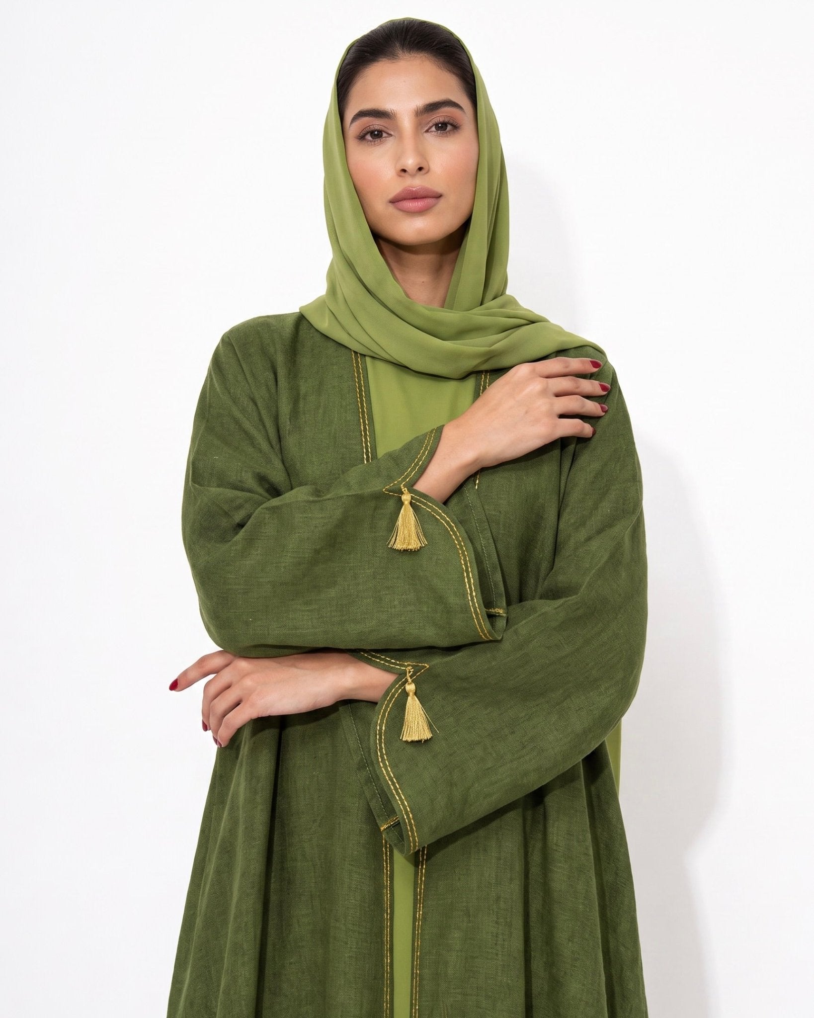 SC26TR6007-OL ABAYA - DAR TARAF - MIRA Y MANO