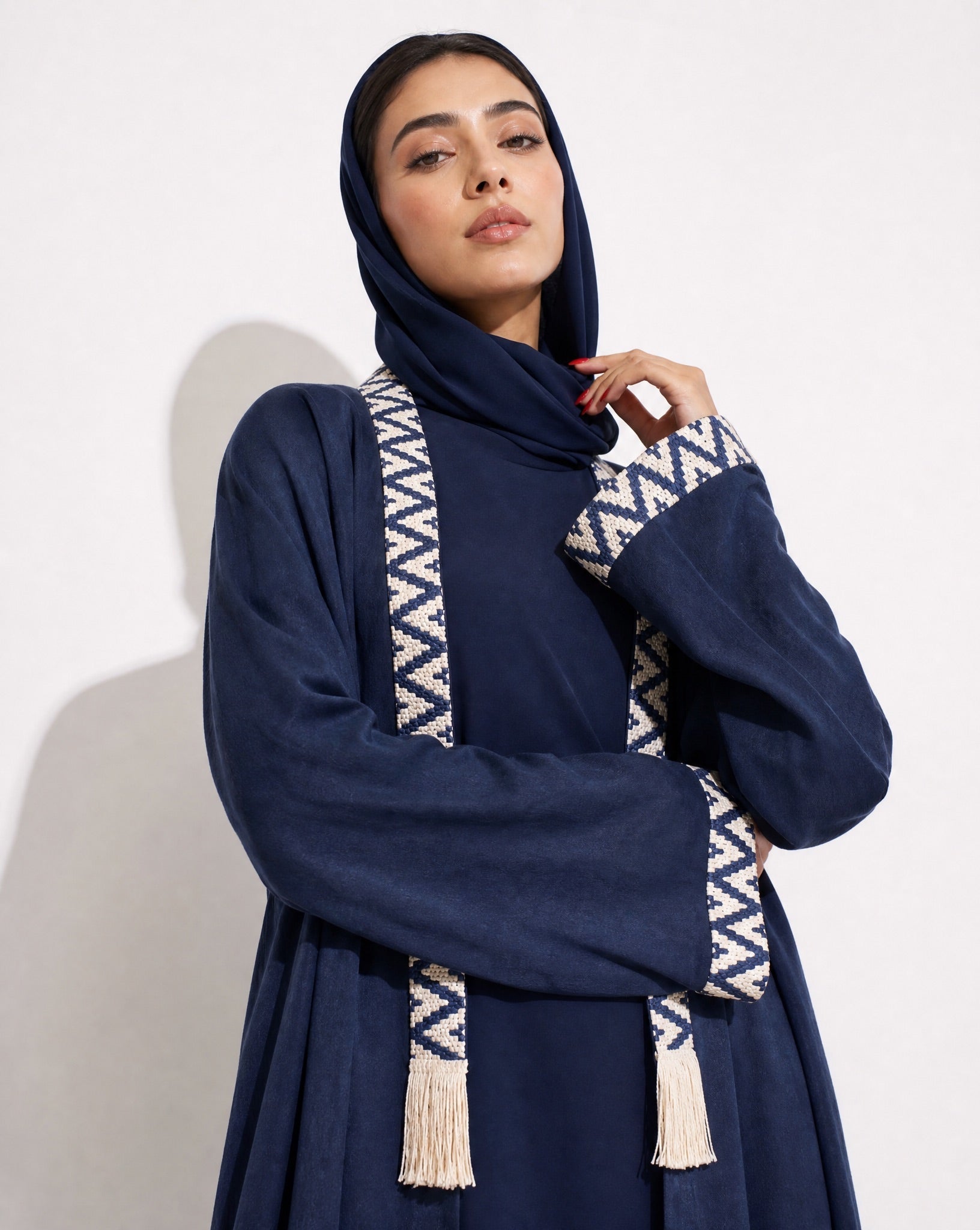 SC26TR6008-BL2 ABAYA - DAR TARAF - MIRA Y MANO
