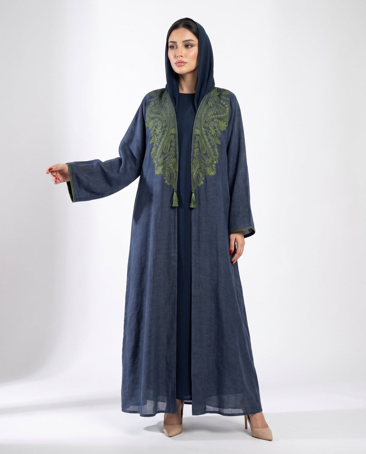 TRADITIONAL BISHIT ABAYA - DAR TARAF - MIRA Y MANO