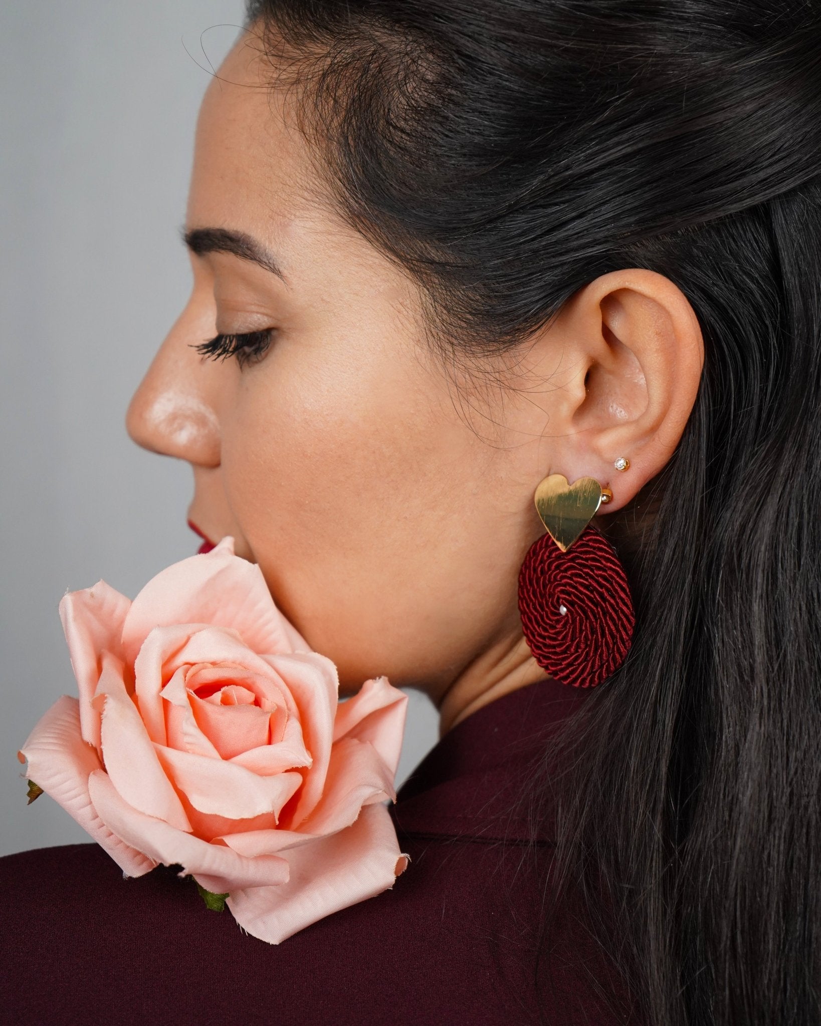 FAVOLADR – Dark Red Earring - DESIREA - MIRA Y MANO