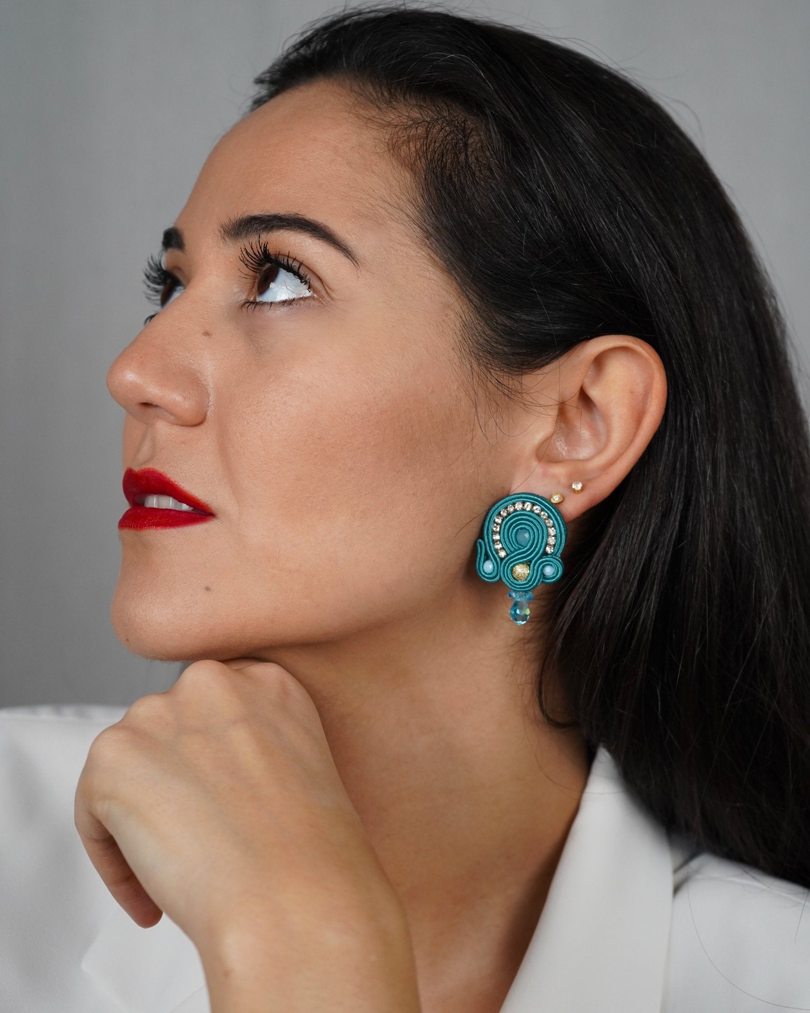 MONTMARTRET – Teal Earring - DESIREA - MIRA Y MANO