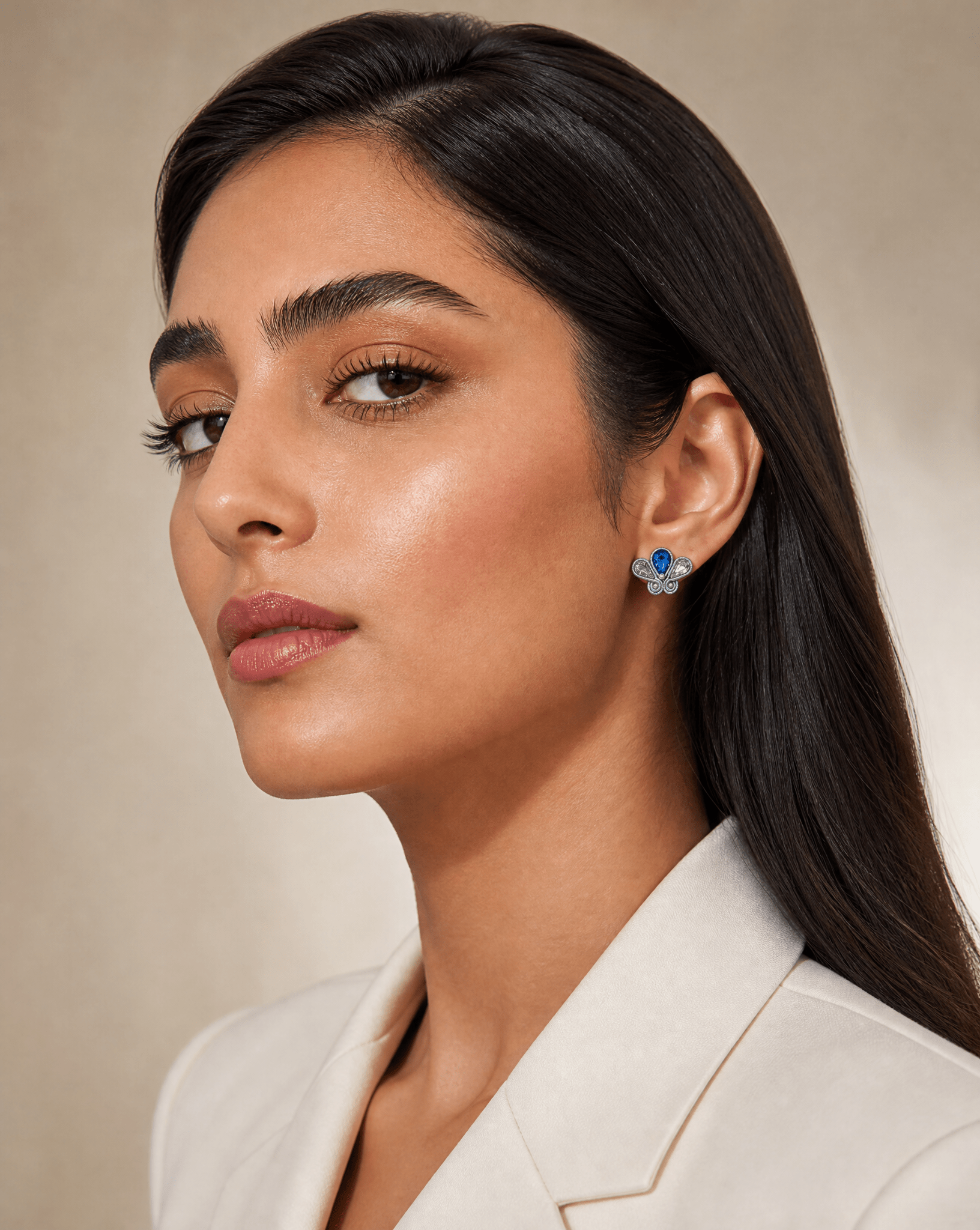 PRENDAS 6LB EARRING - DESIREA - MIRA Y MANO