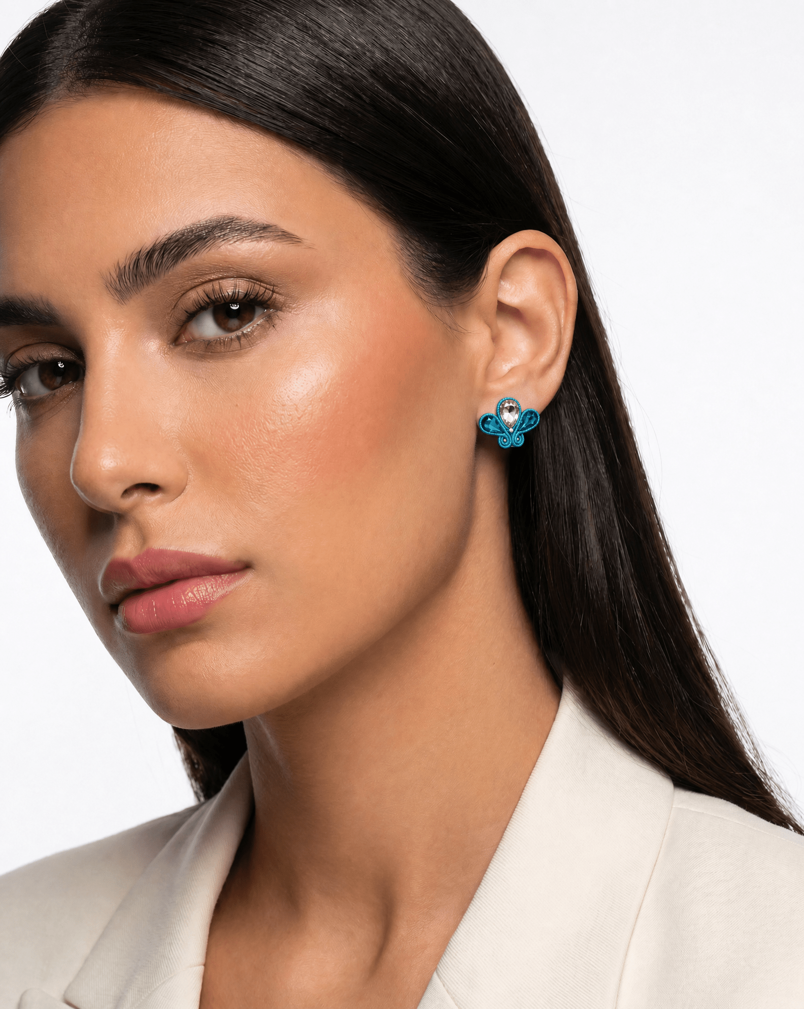 PRENDAS 6PP EARRING - DESIREA - MIRA Y MANO