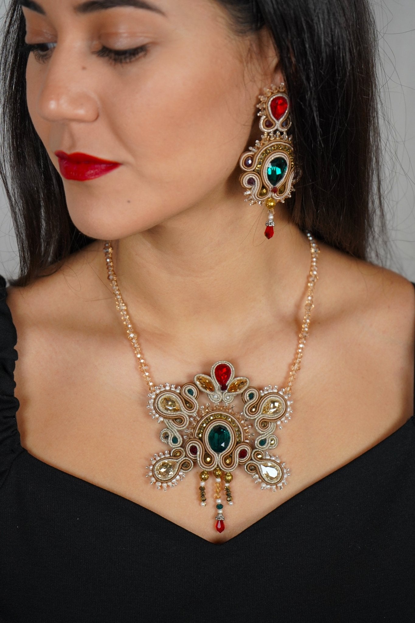 PRENDAS1 NECKLACE - DESIREA - MIRA Y MANO