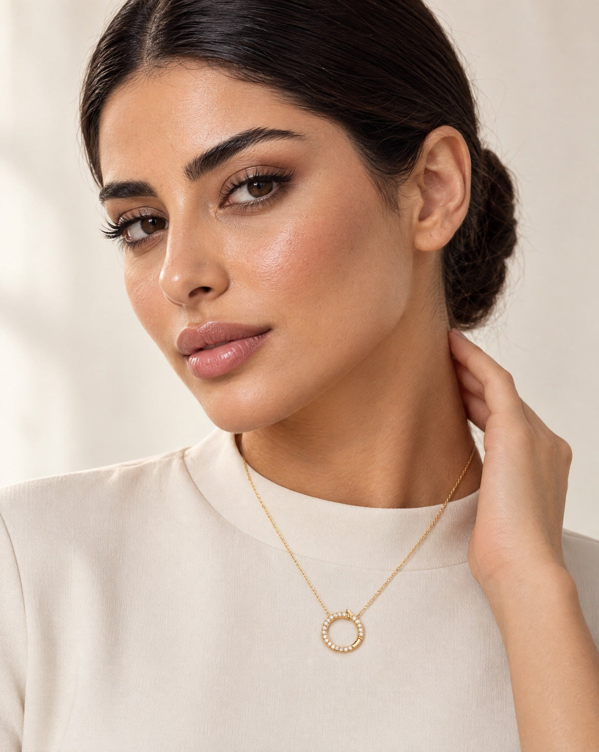 DM-CH-L00217 – Charm - DUA ALMOALLIM JEWELRY - MIRA Y MANO