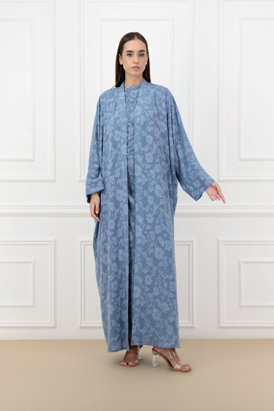 ABM26 - 1110 - BL ABAYA - EFFA - MIRA Y MANO