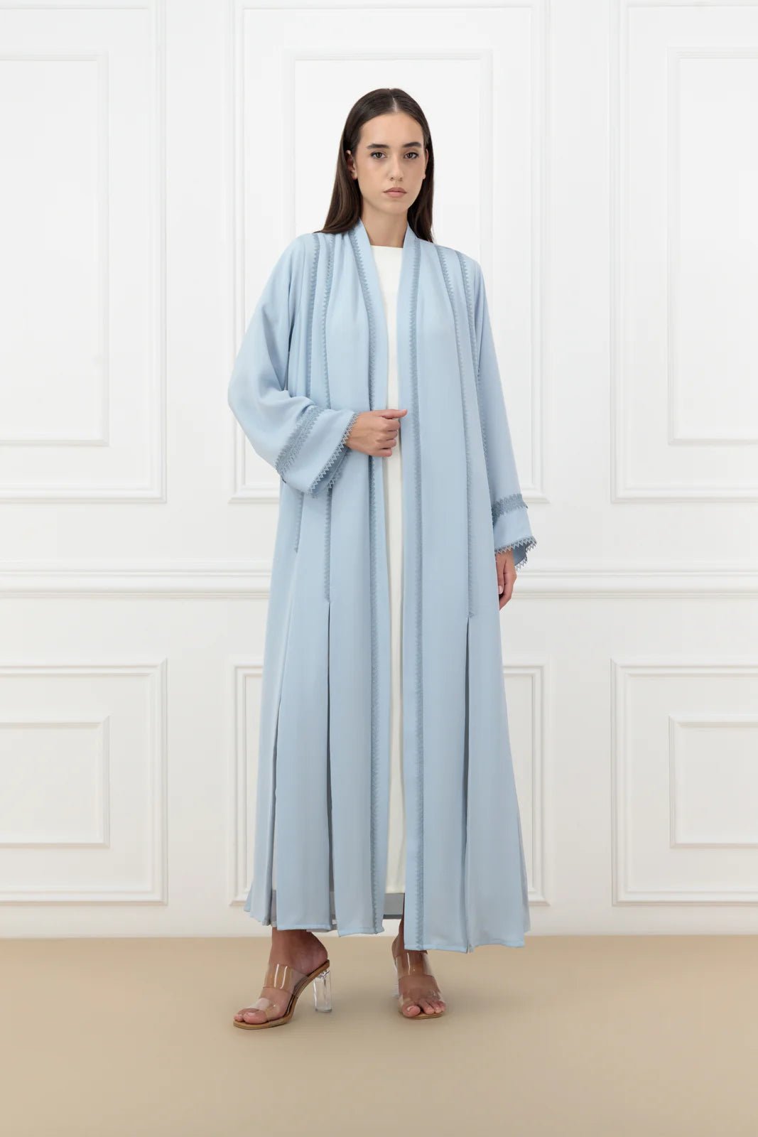 ABM26 - 1113 - BL ABAYA - EFFA - MIRA Y MANO