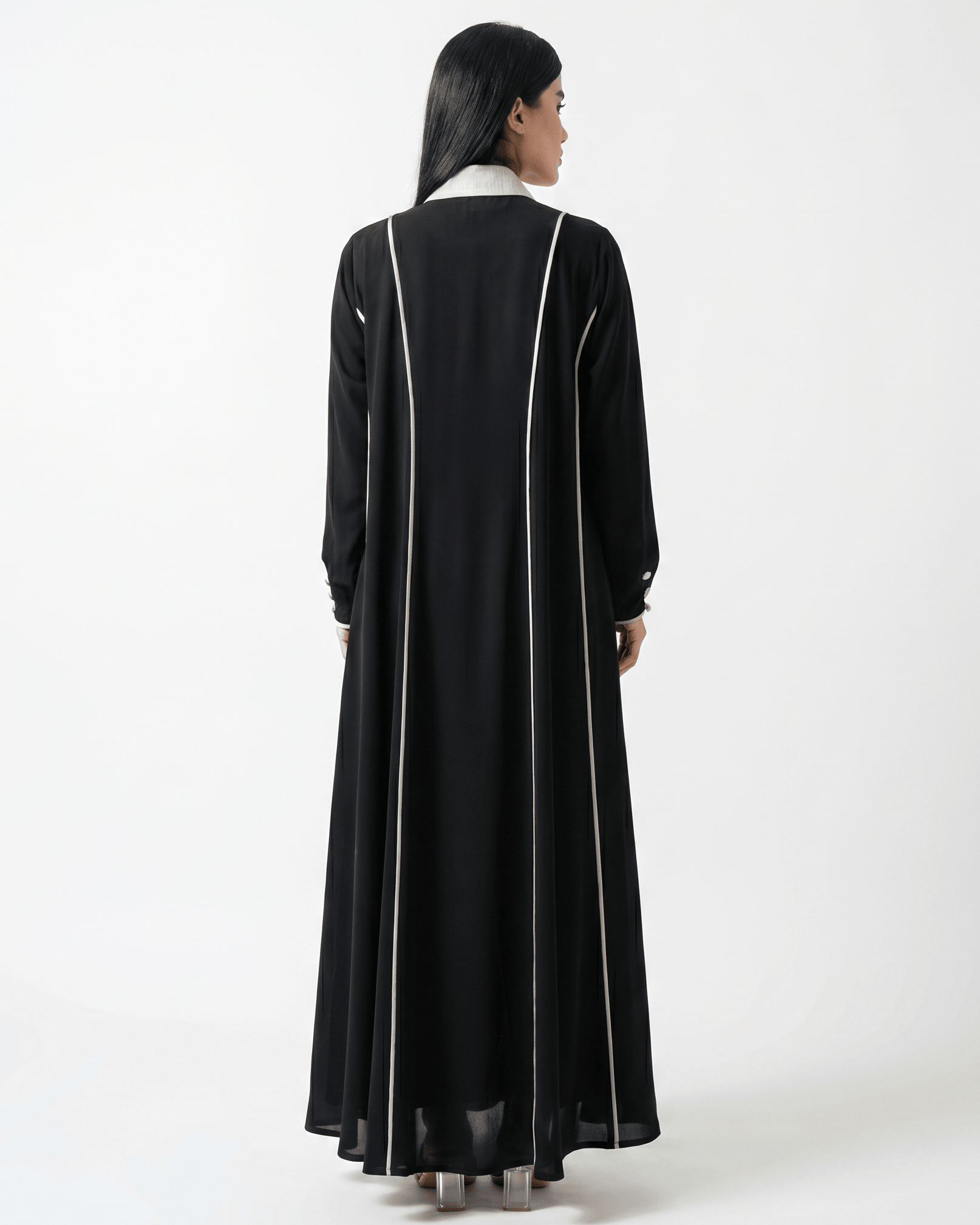 ABM26-1122 ABAYA - EFFA - MIRA Y MANO