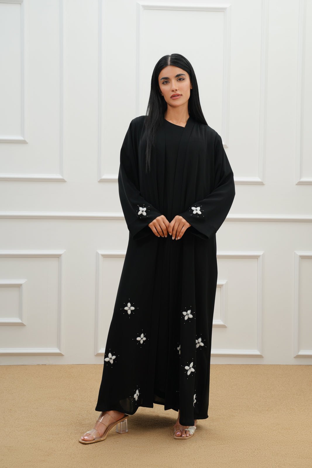 ABM26 - 1127 ABAYA - EFFA - MIRA Y MANO