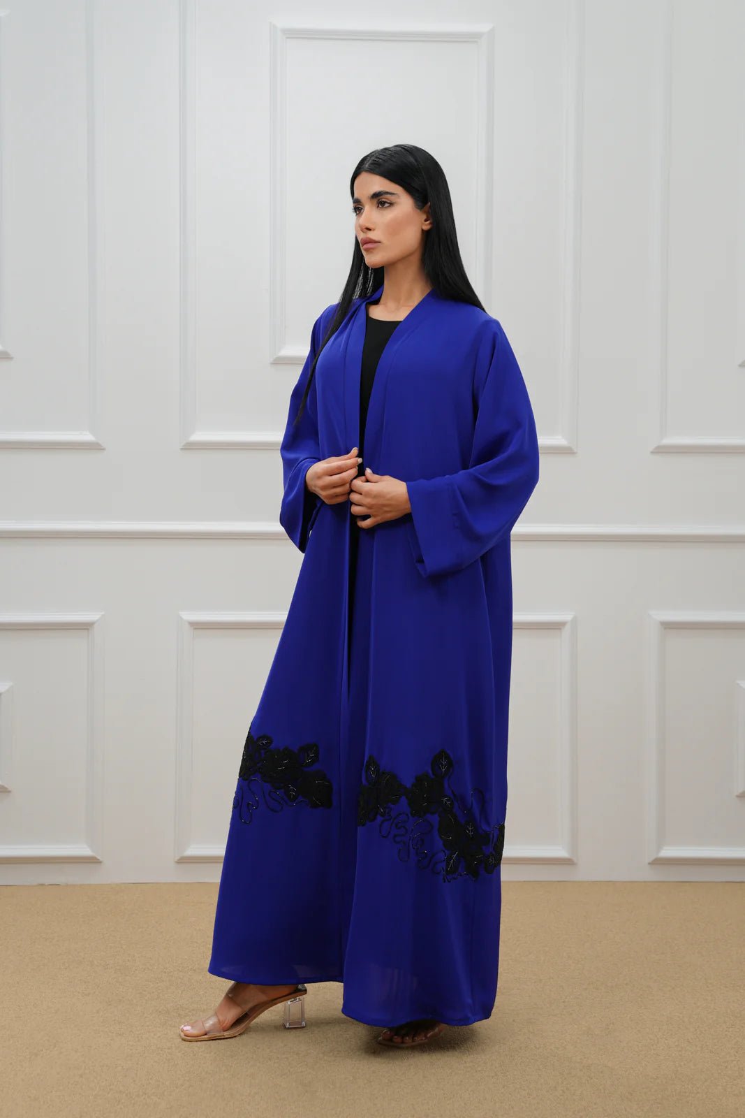 ABM26 - 1129 - BL ABAYA - EFFA - MIRA Y MANO