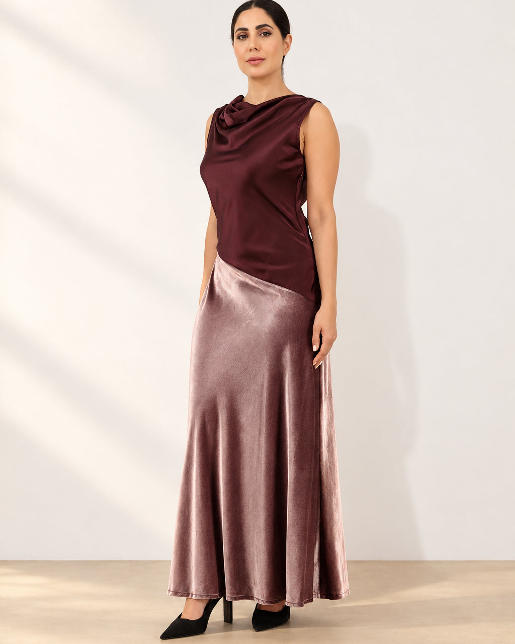 DR25 - 16 - MR DRESS - EFFA - MIRA Y MANO