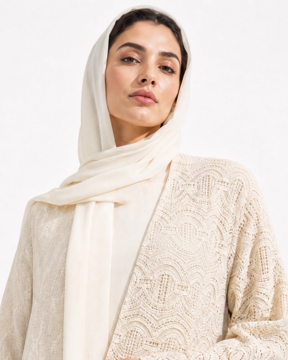 ABY 4450T ABAYA - EMAD RIZQ - MIRA Y MANO