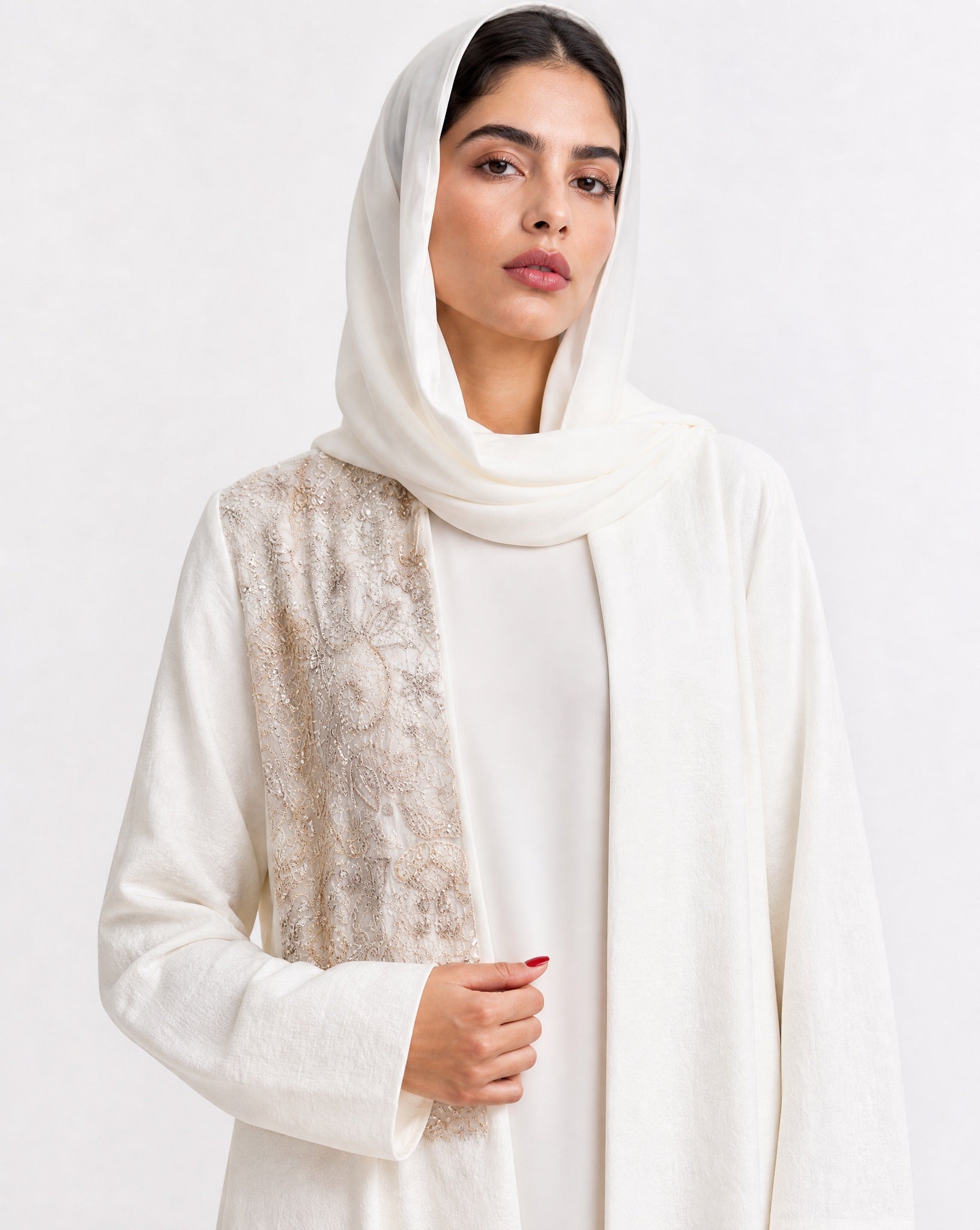ABY 4595M ABAYA - EMAD RIZQ - MIRA Y MANO