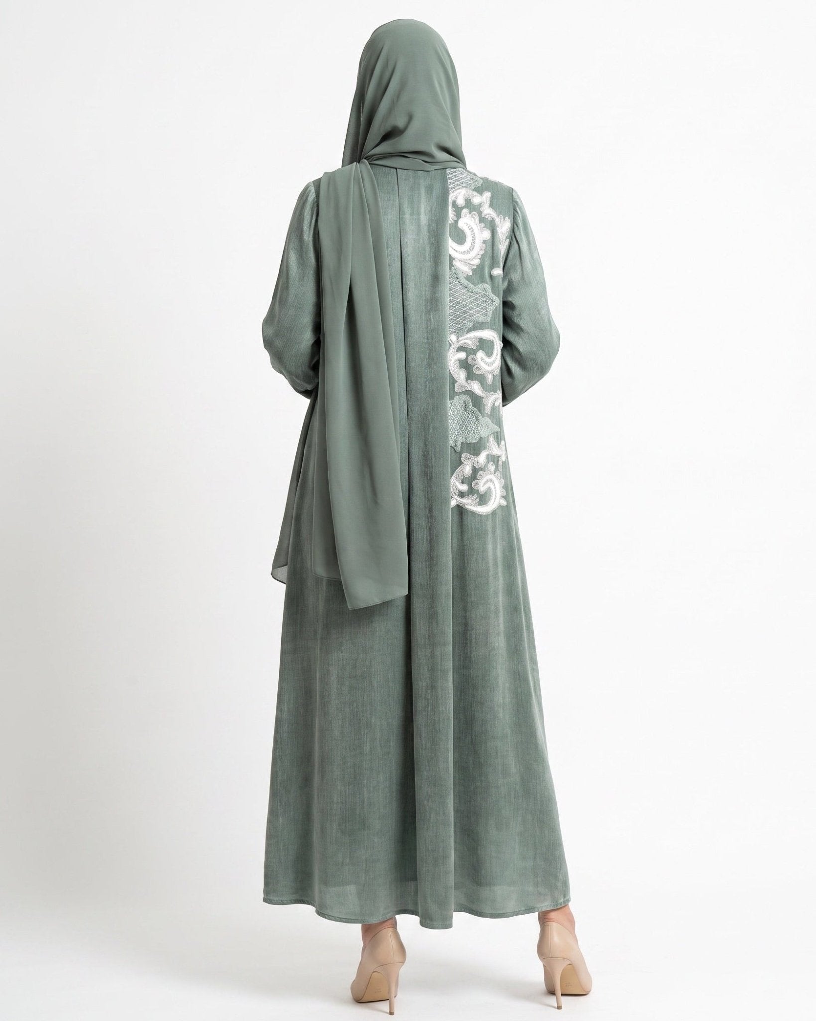 ABY 4606M ABAYA - EMAD RIZQ - MIRA Y MANO