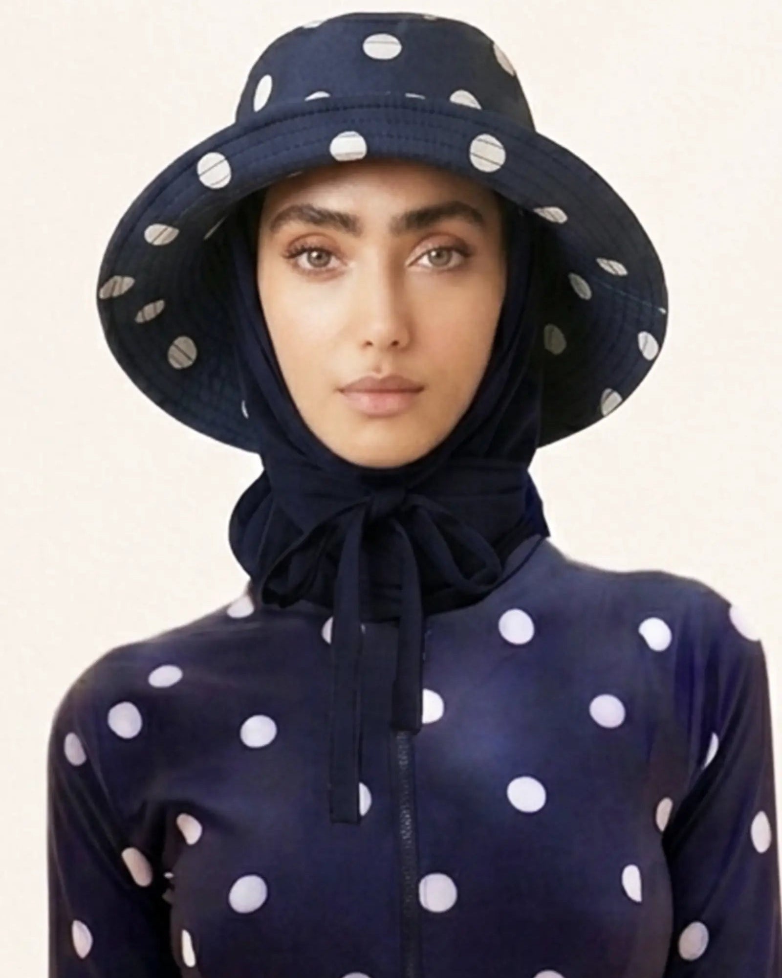 BLUEBERRY CREAM HIJAB BUCKET HAT - FOULARD - MIRA Y MANO