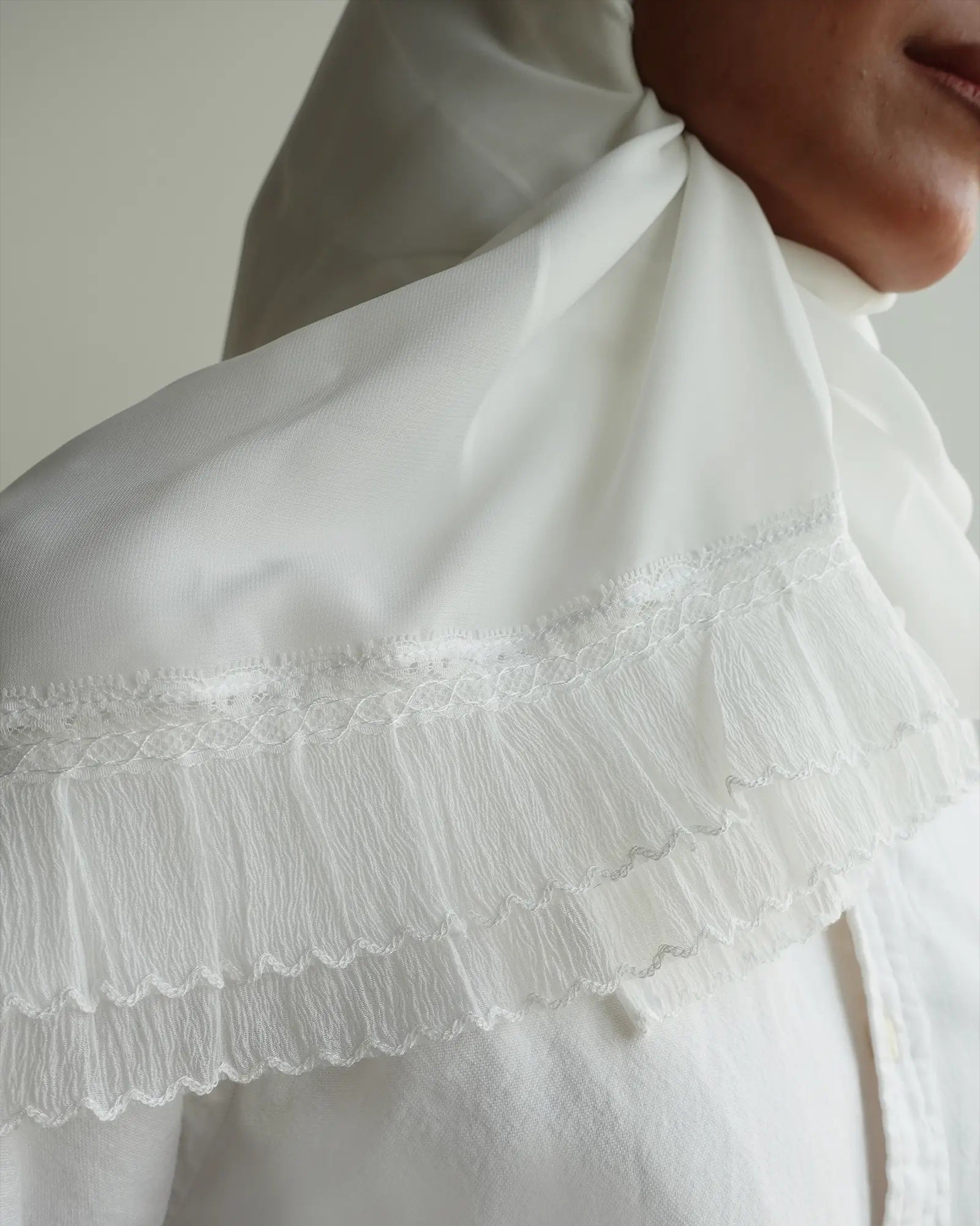 NJ1005 Pure Lace – White Chiffon Scarf – Product image 2