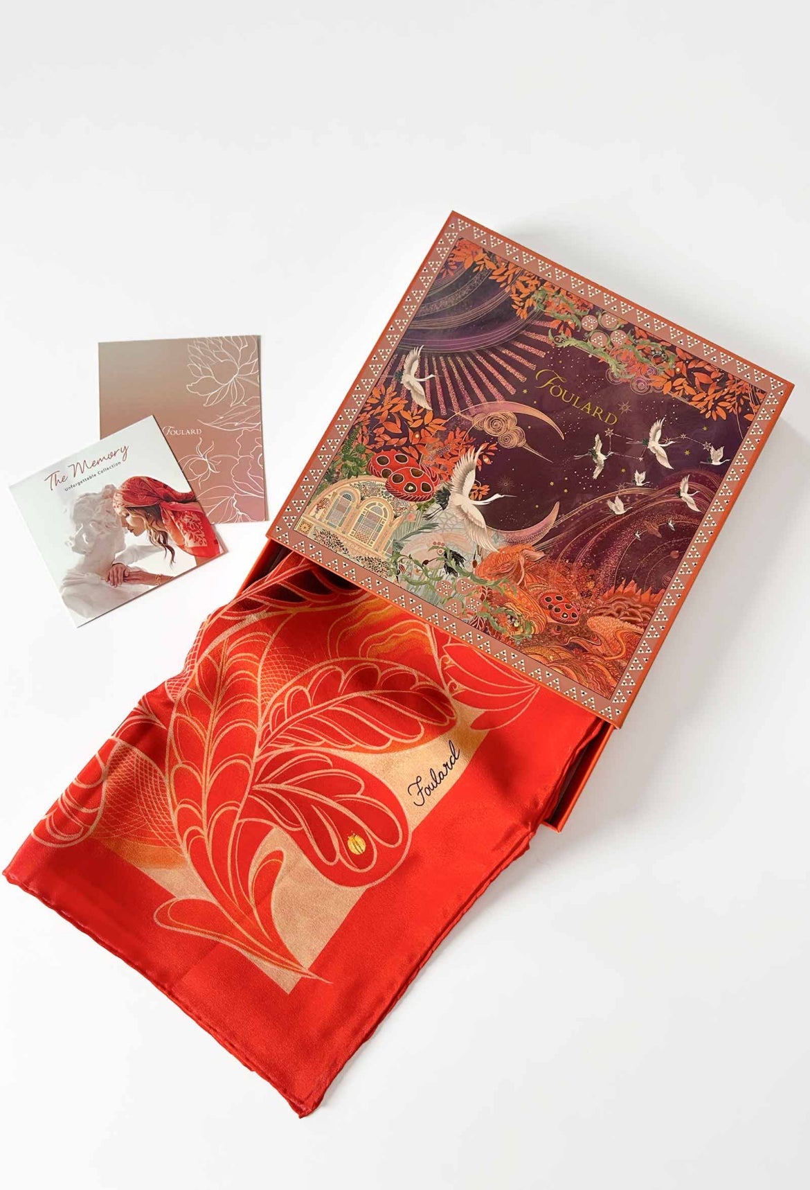 PS1001 LADYBUG SQUARED - FOULARD - MIRA Y MANO